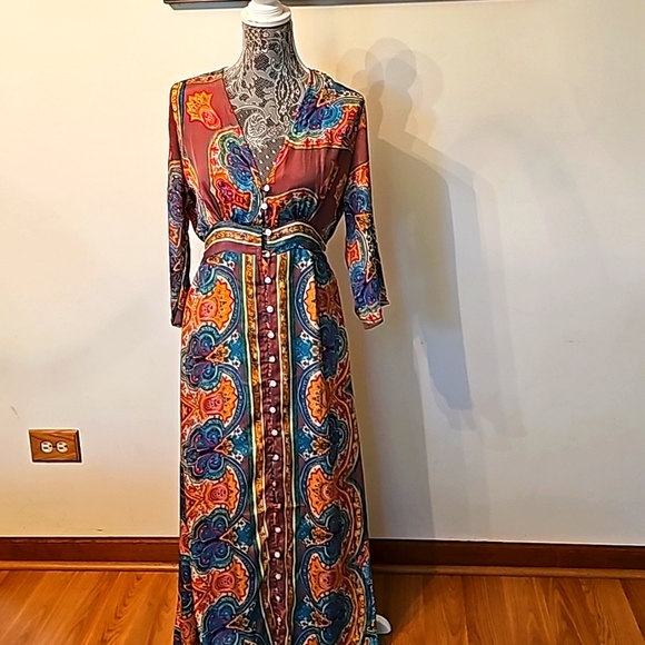 NWOT women's maxi dress,Size S/M. 80% silk 20% rayon.Made in India. - Picture 1 of 11